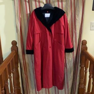 Red London Fog Hooded Trench Coat, 6 Reg